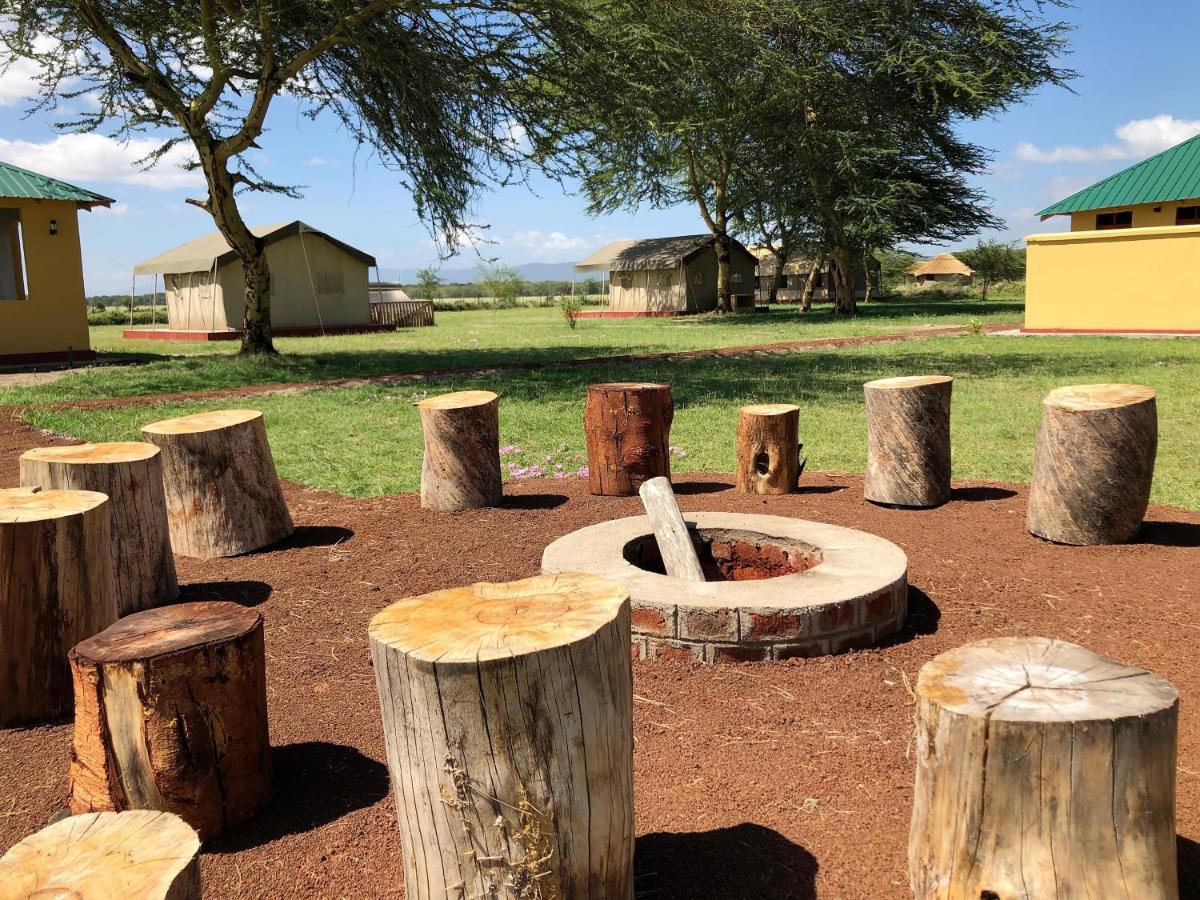 Africa Safari Camping Mto Wa Mbu Bagian luar foto
